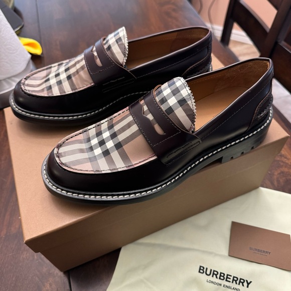 Burberry Checked Leather Penny Loafers - Picture 5 of 9
